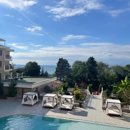 Apartment South At Valencia Gardens Nesebar